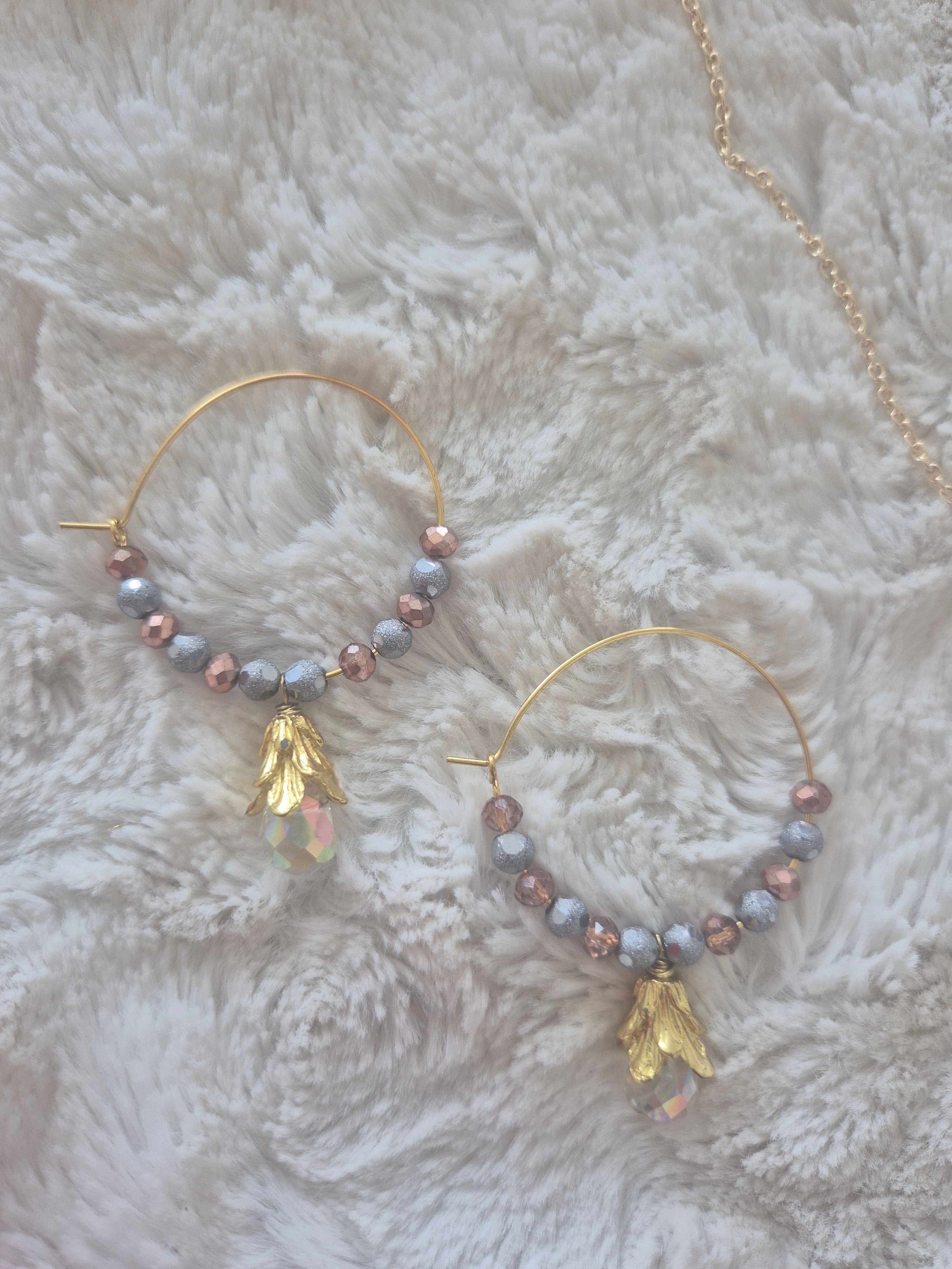 Tulip hoops set